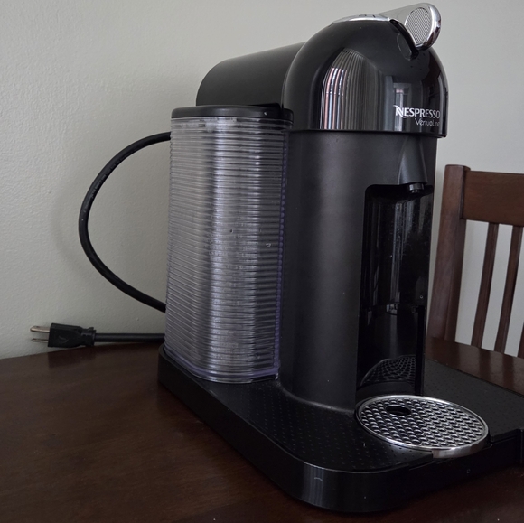 Nespresso VertuoLine Coffee Machine - Picture 3 of 10